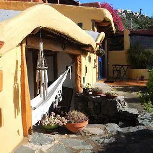 Vivelorural Casa La Cuevita, Landhaus Santa Brígida